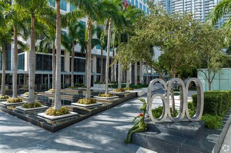 600 brickell avenue|brickell plaza.
